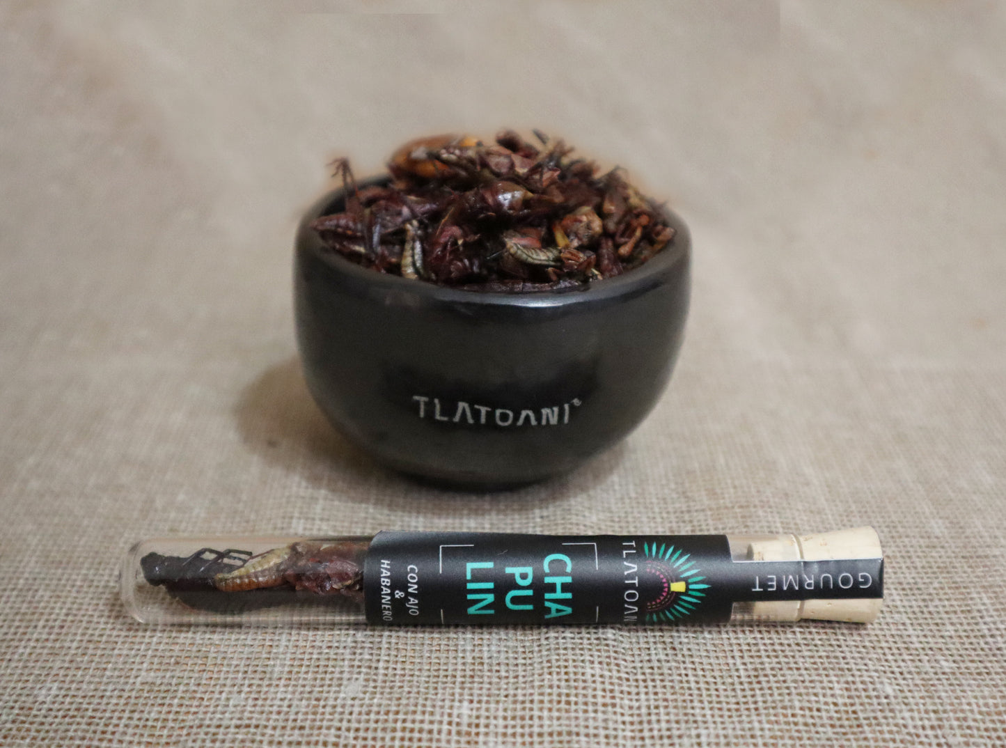 Chapulín con Ajo y Chile Habanero | Tlatoani Gourmet